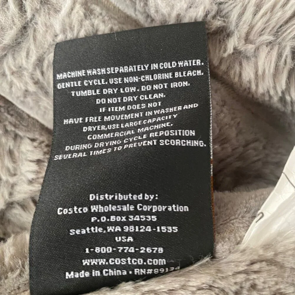 Frye Luxe Faux‎ Fur Plush King Size Blanket Gray Ribbed Textured Heavy Defects